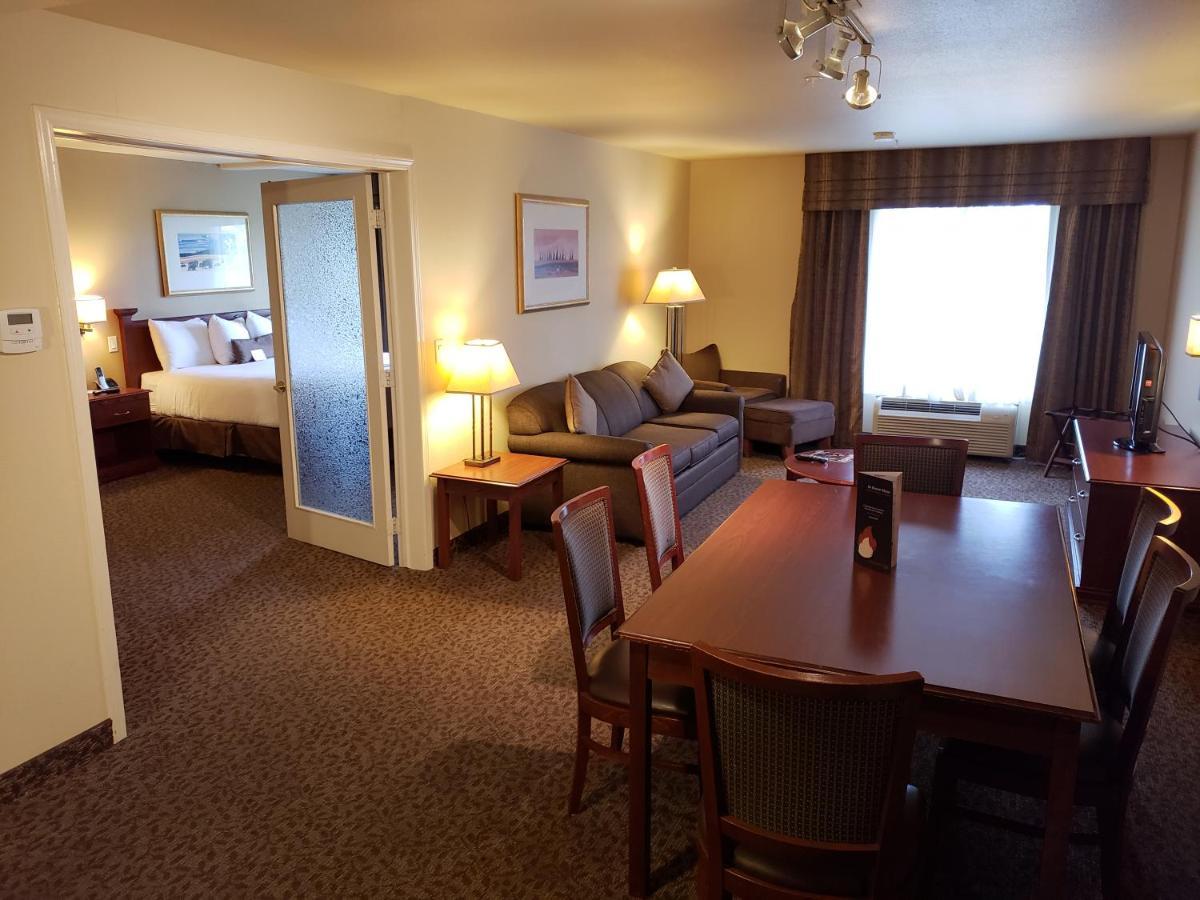 Hotel Wingate By Wyndham - Edmonton West Esterno foto