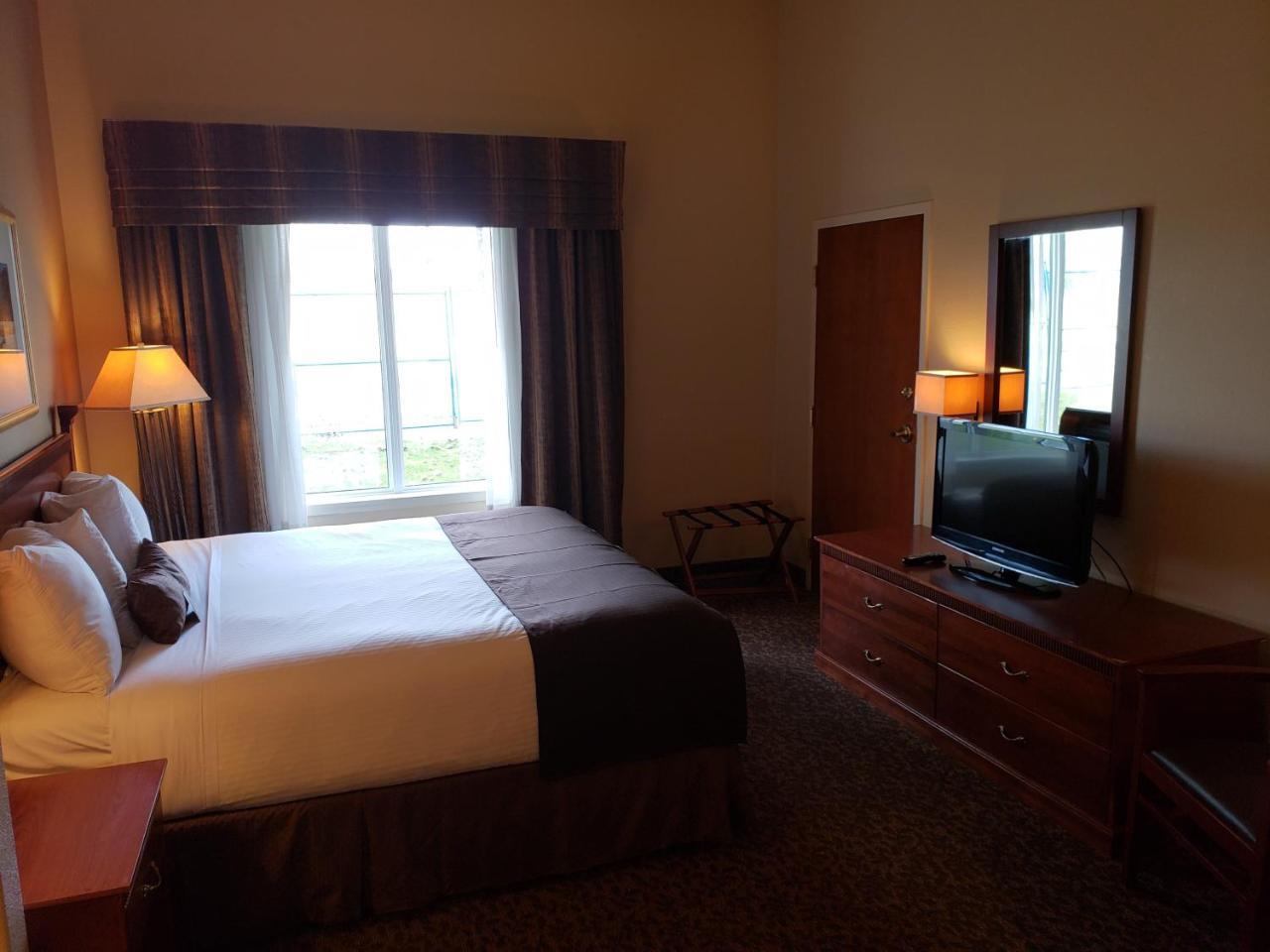 Hotel Wingate By Wyndham - Edmonton West Esterno foto