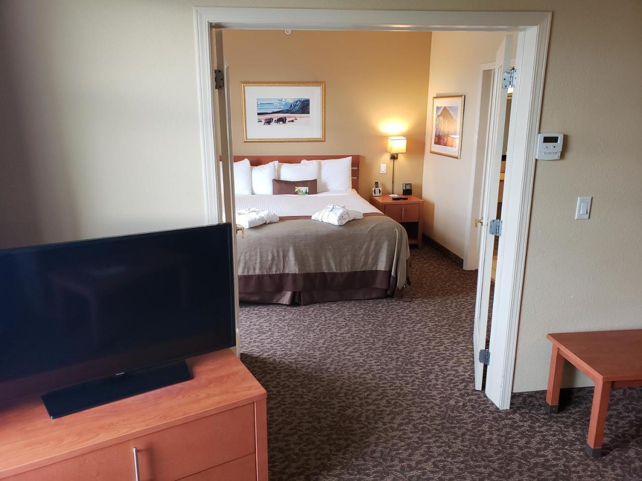 Hotel Wingate By Wyndham - Edmonton West Esterno foto