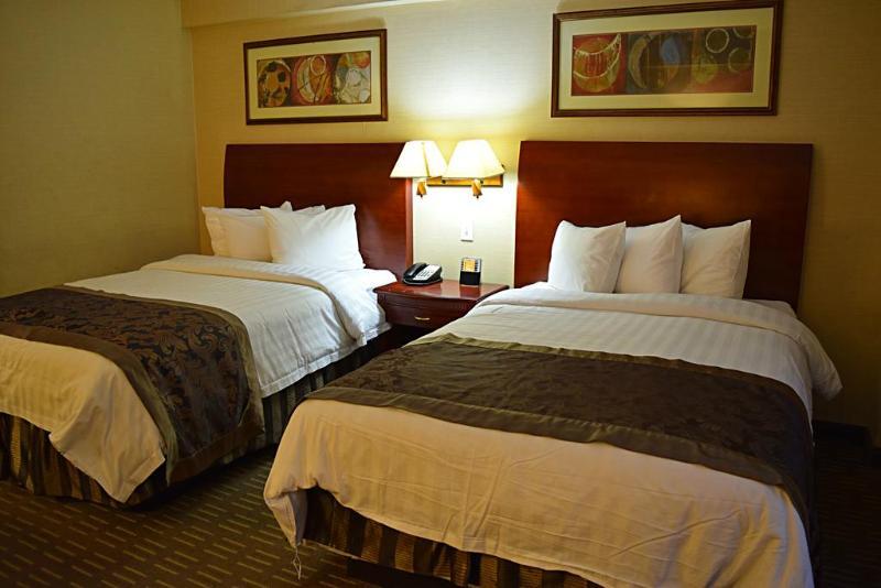 Hotel Wingate By Wyndham - Edmonton West Esterno foto